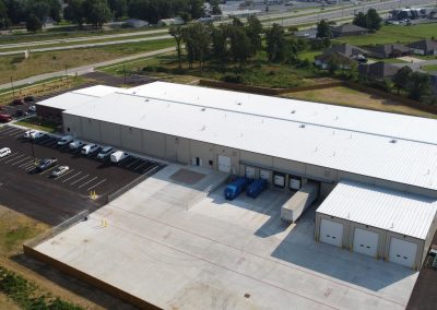 Birds eye view of an industrial warehouse (posterior view)
